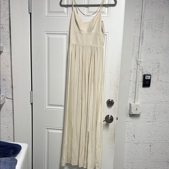 Elegant Cream Maxi Dress - AMANDA UPRICHARD Maxi - Size Petite - Long - Picture 1 of 4